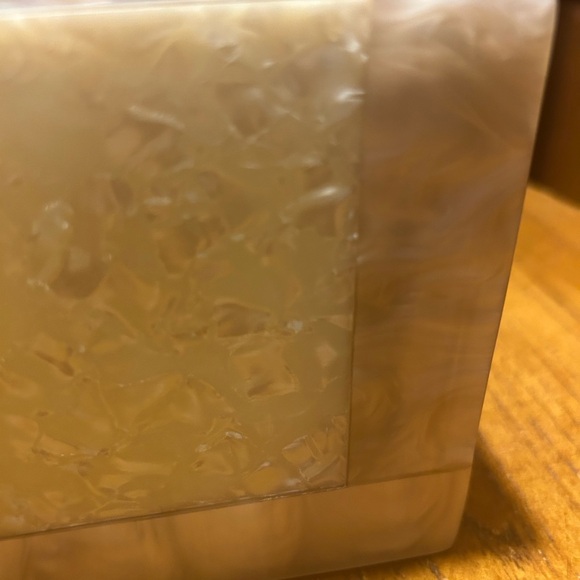 Vintage Cream & Pink Lucite Box Marbleized Crossbody - Picture 4 of 16